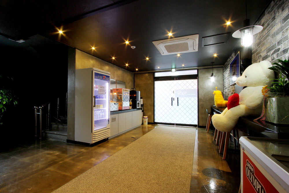 Daejeon Page Hotel Exterior foto