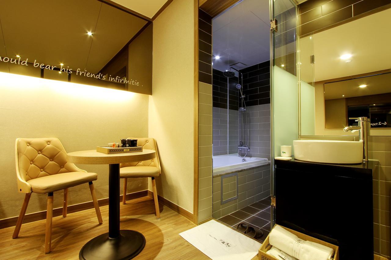 Daejeon Page Hotel Exterior foto